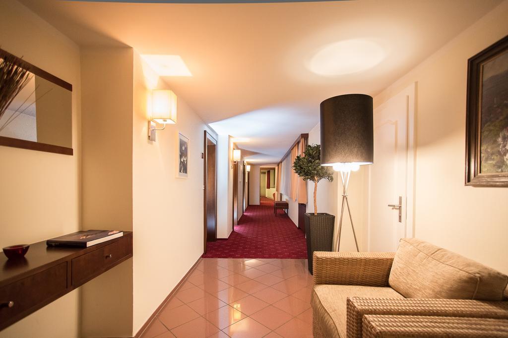 Sonne 1806 - Hotel Am Campus Dornbirn Exterior photo
